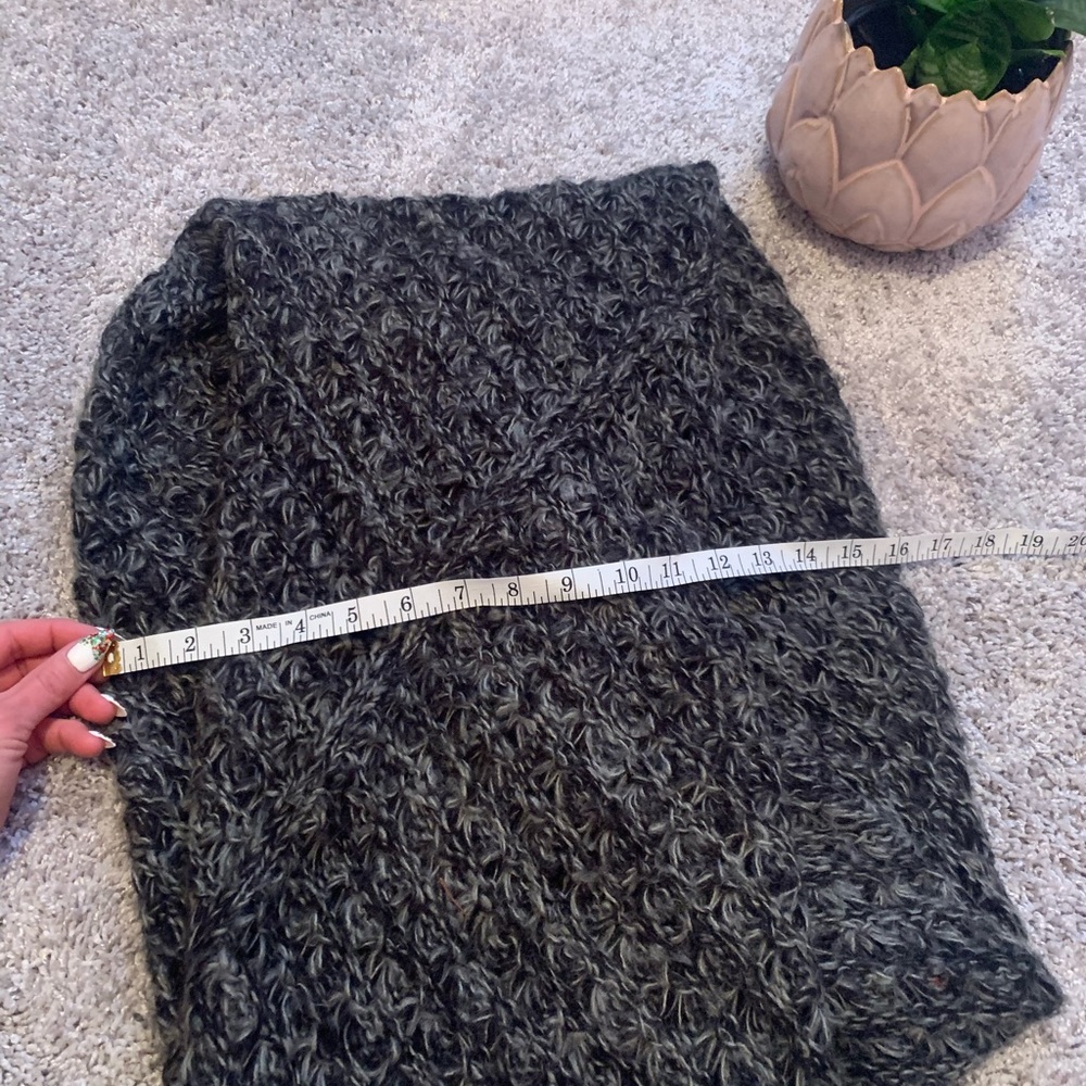 ๐ cozy infinity scarf ๐ - Picture 2 of 5